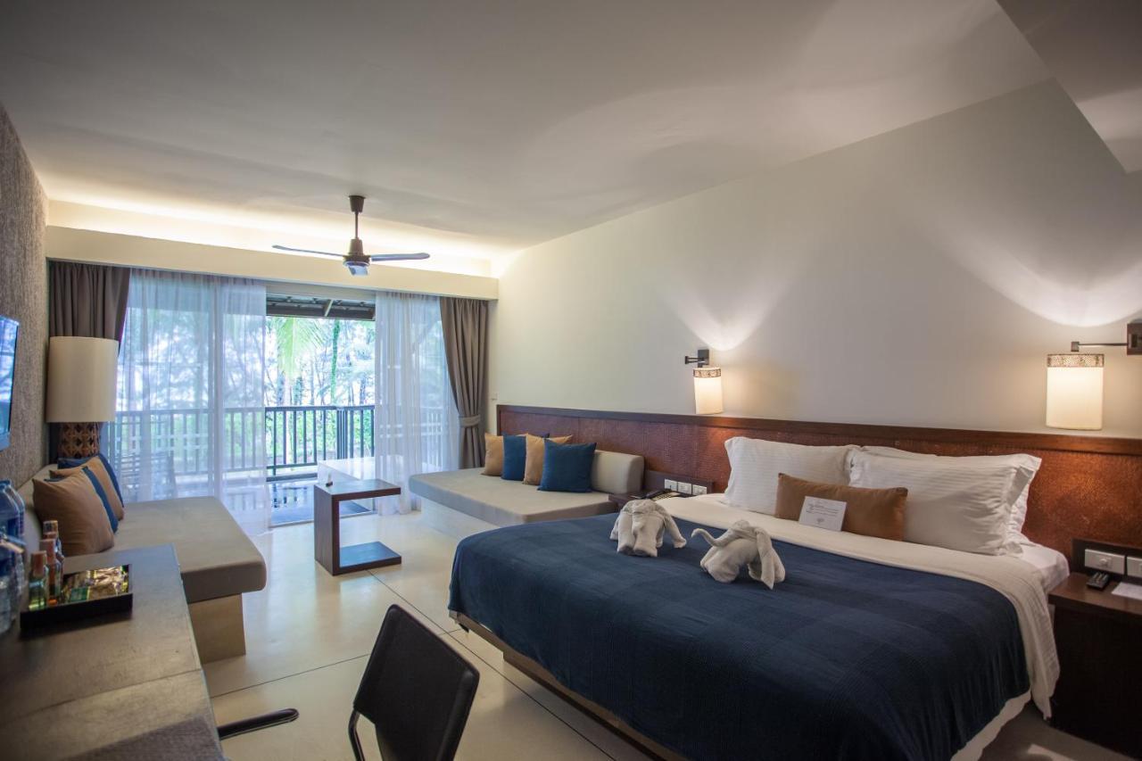 Grand Southsea Khaolak Beach Resort Кхаулак Экстерьер фото