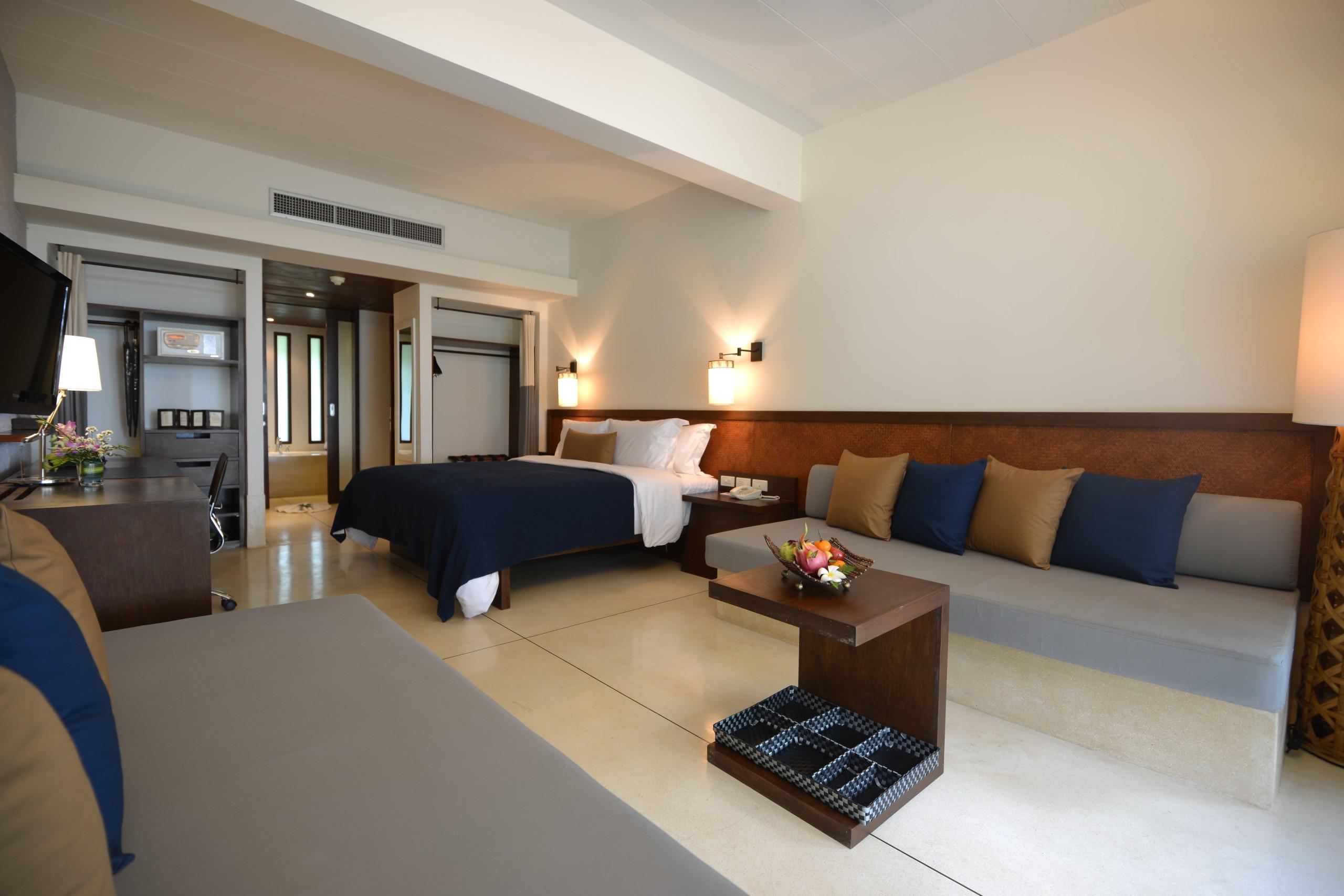 Grand Southsea Khaolak Beach Resort Кхаулак Экстерьер фото
