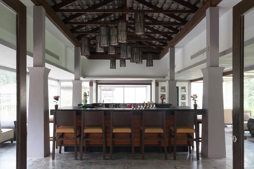 Grand Southsea Khaolak Beach Resort Кхаулак Экстерьер фото