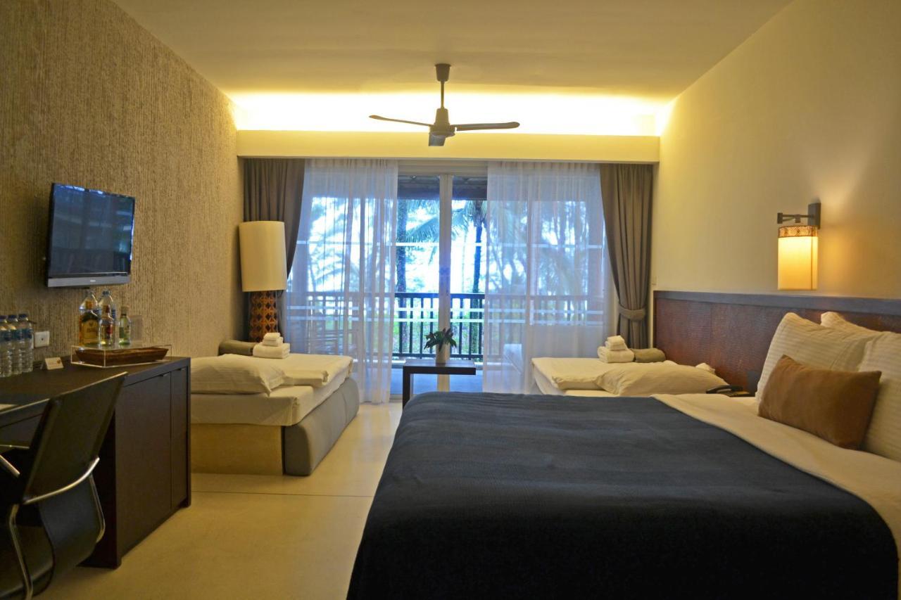 Grand Southsea Khaolak Beach Resort Кхаулак Экстерьер фото
